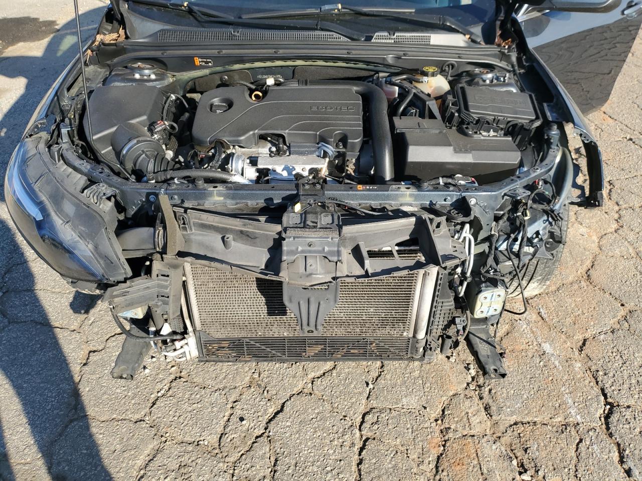 2019 Chevrolet Malibu - Image 13