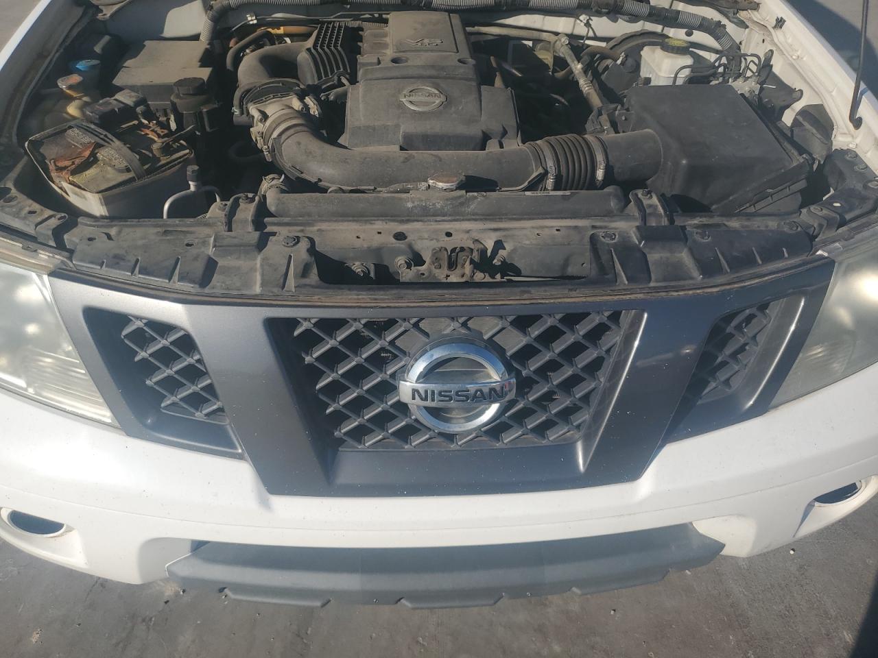 2012 Nissan Navara (Frontier) - Image 11