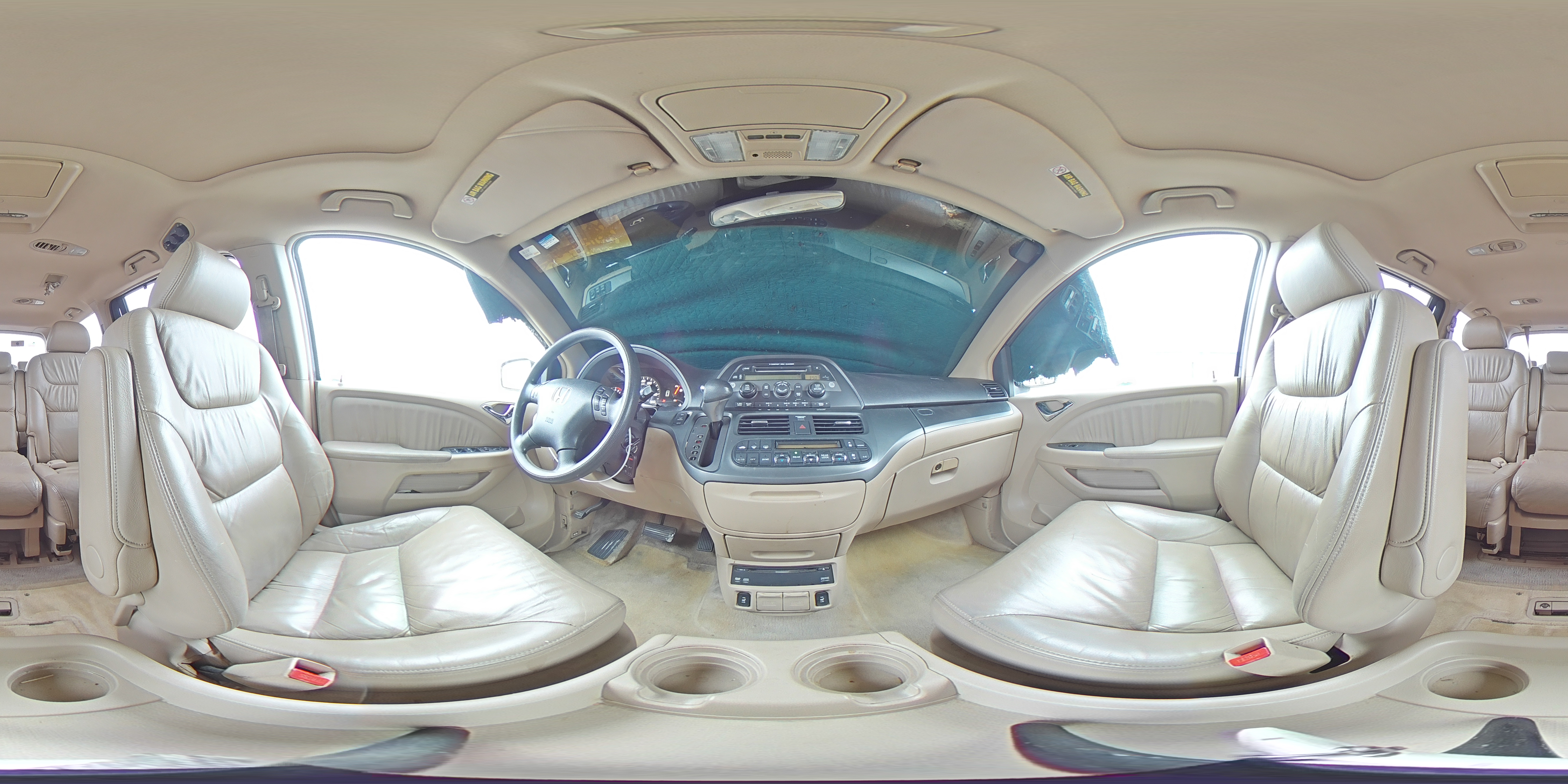 2005 Honda Odyssey - Image 13
