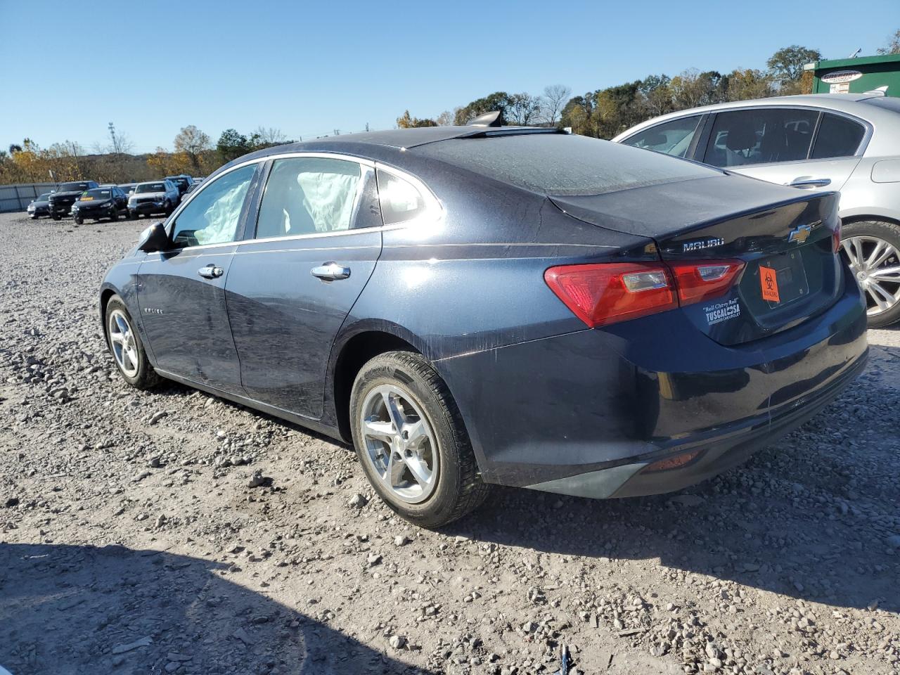 2017 Chevrolet Malibu - Image 2