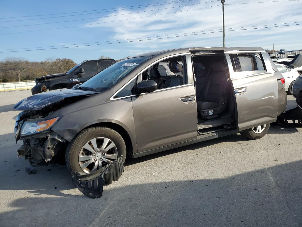 2016 Honda Odyssey - Image 1