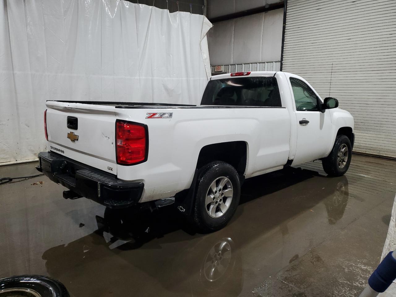 2007 Chevrolet Silverado - Image 3