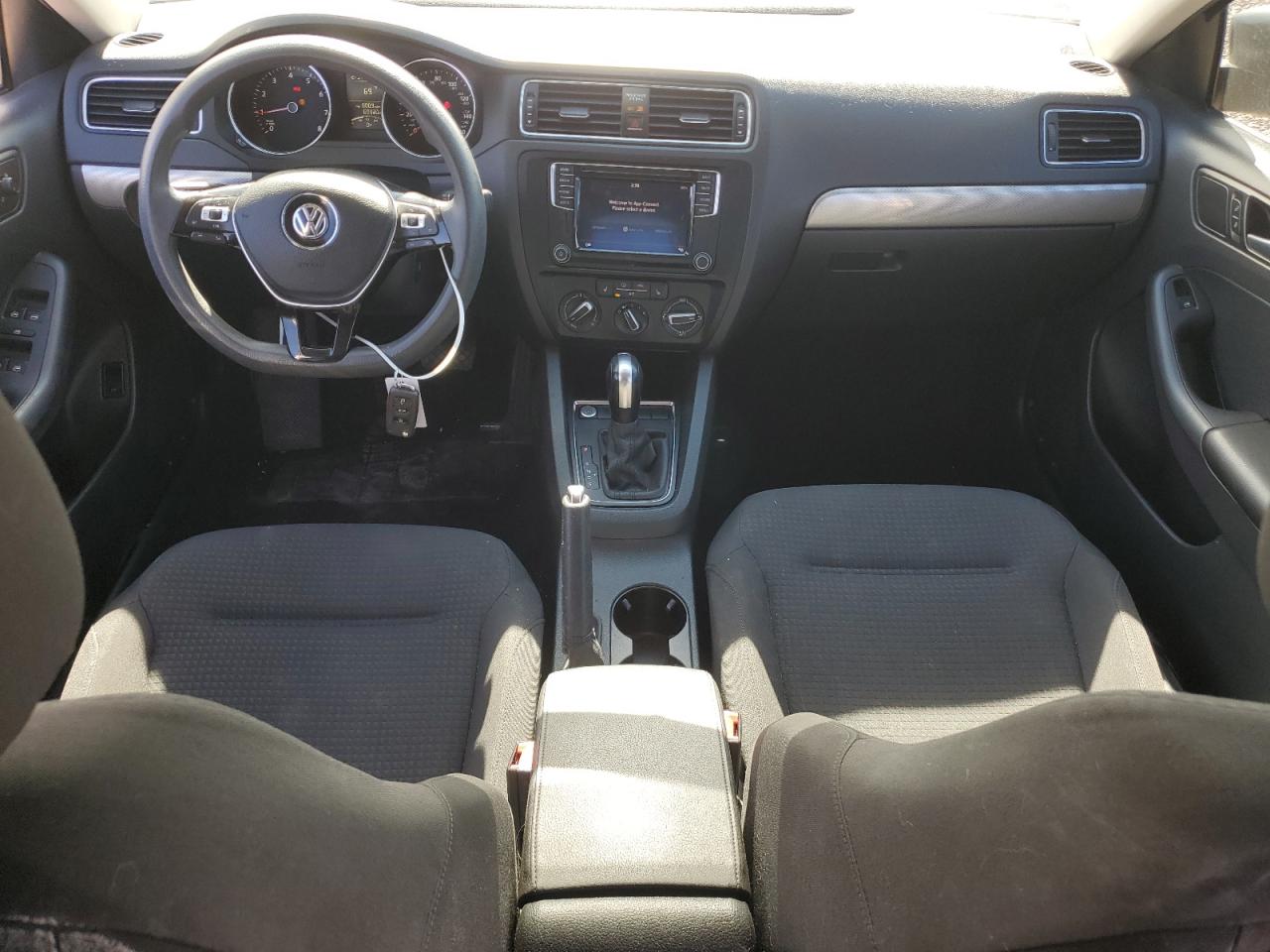 2016 Volkswagen Jetta - Image 8