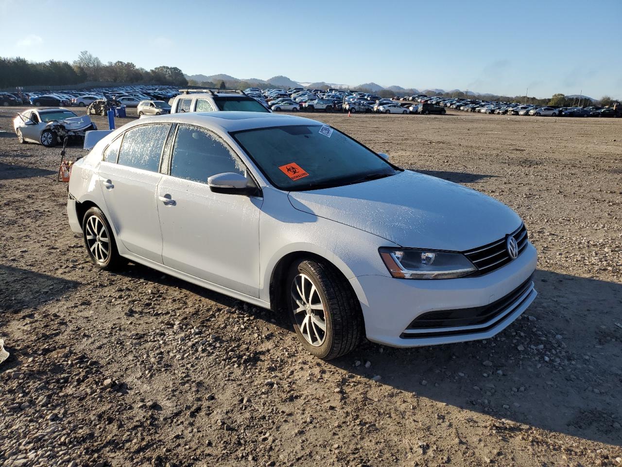 2017 Volkswagen Jetta - Image 4
