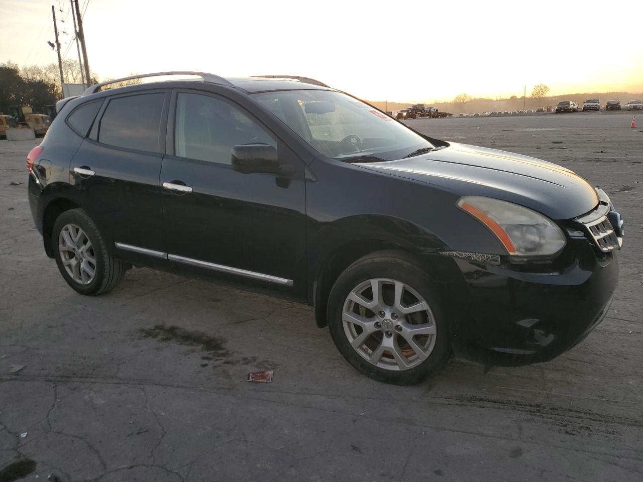 2012 Nissan Rogue - Image 4
