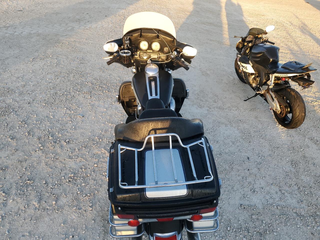 2013 Harley-Davidson Flhtcu Ultra Classic Electra Glide VIN: 1HD1FCM19DB658335 Lot: 79064994