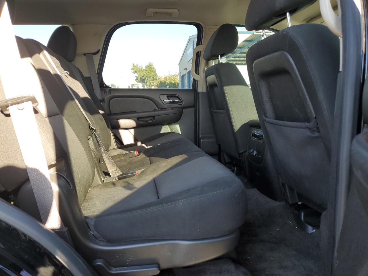2014 Chevrolet Tahoe - Image 11