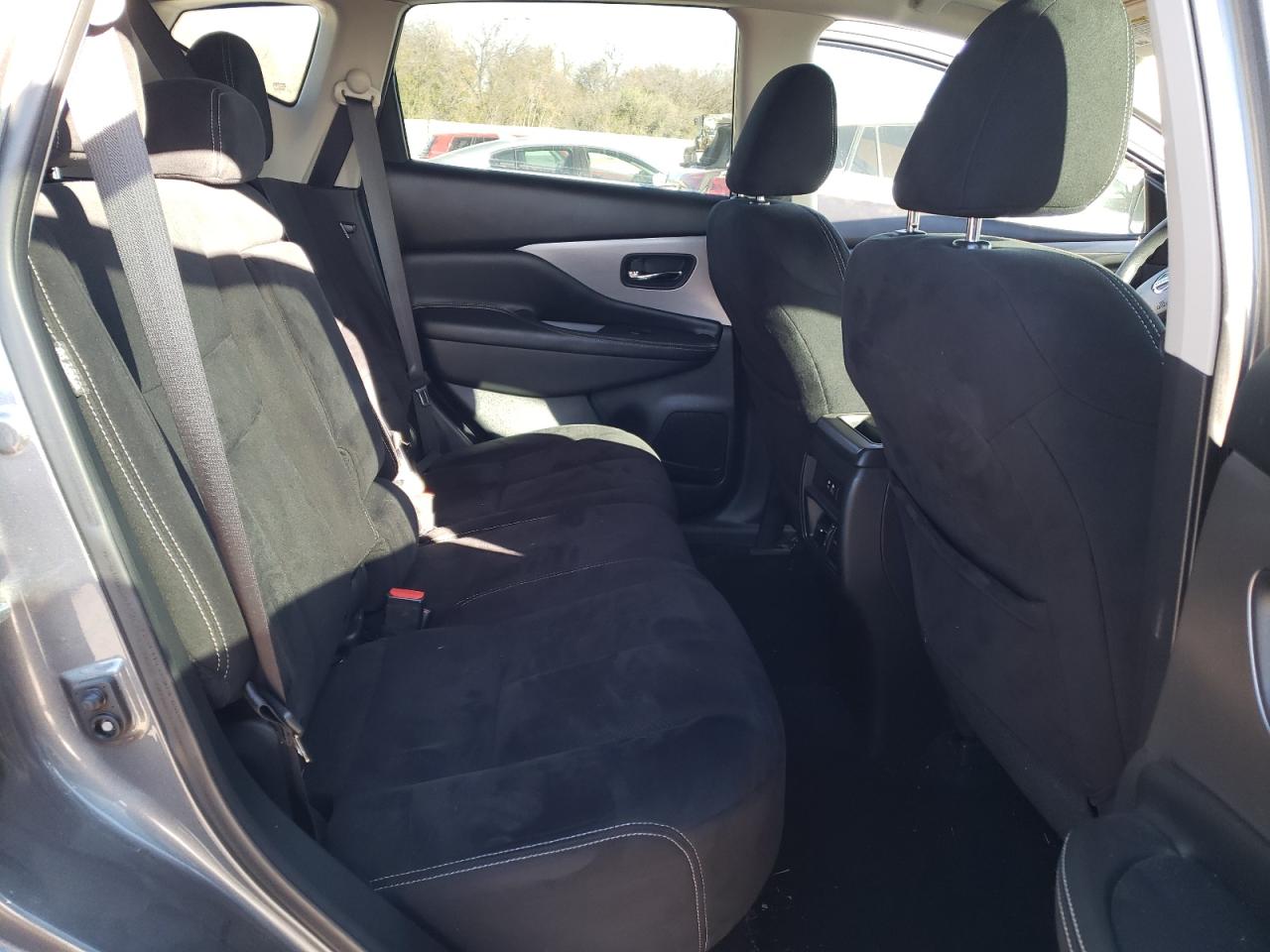 2019 Nissan Murano - Image 11