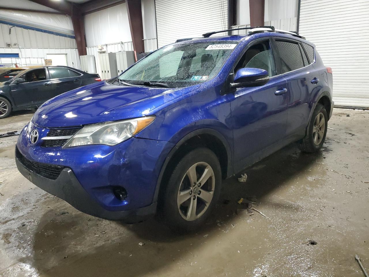 VIN 2T3RFREV9FW408581 2015 TOYOTA RAV4 no.1