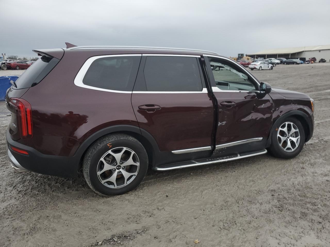 VIN 5XYP34HC2LG061604 2020 KIA TELLURIDE no.3