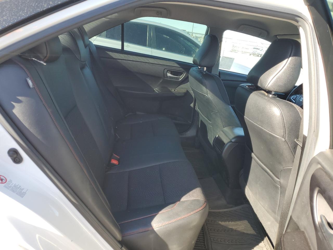 2017 Toyota Camry - Image 10