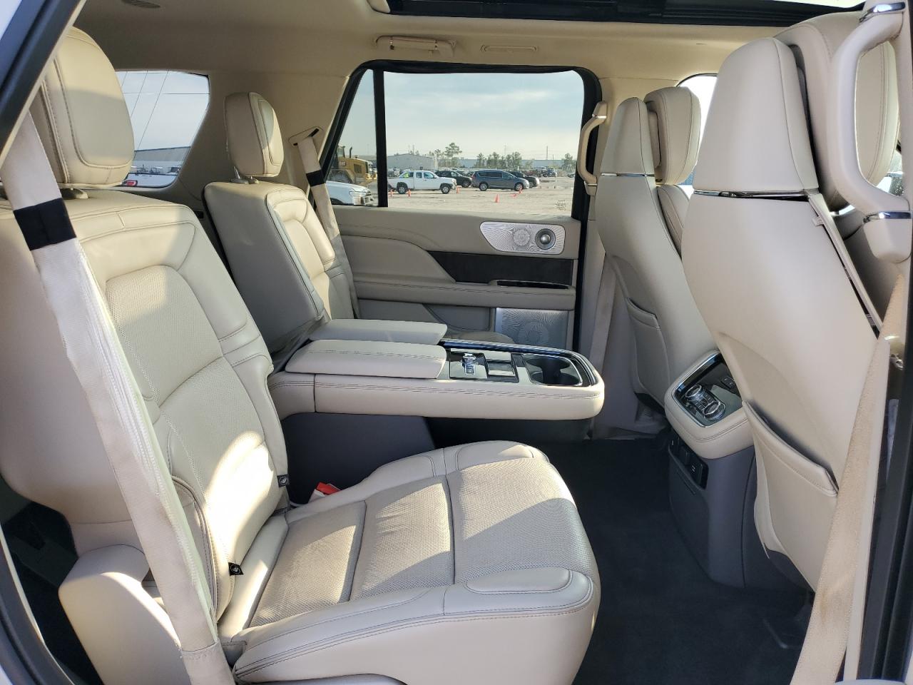 2019 Lincoln Navigator Reserve VIN: 5LMJJ2LT6KEL10526 Lot: 79848334