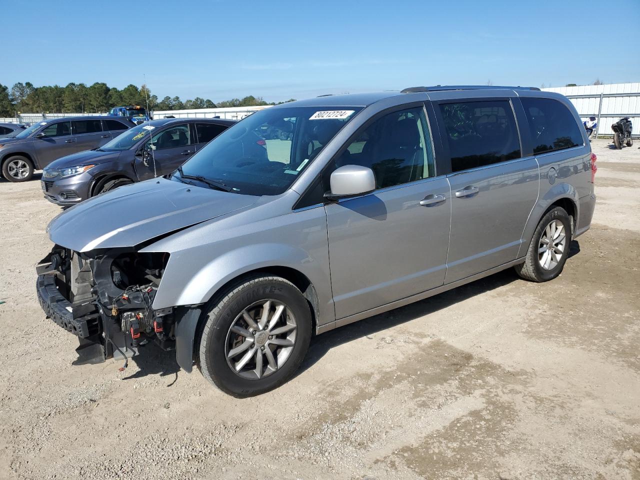 2020 Dodge Caravan - Image 1