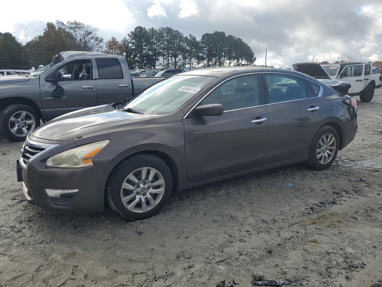 2014 Nissan Altima - Image 1