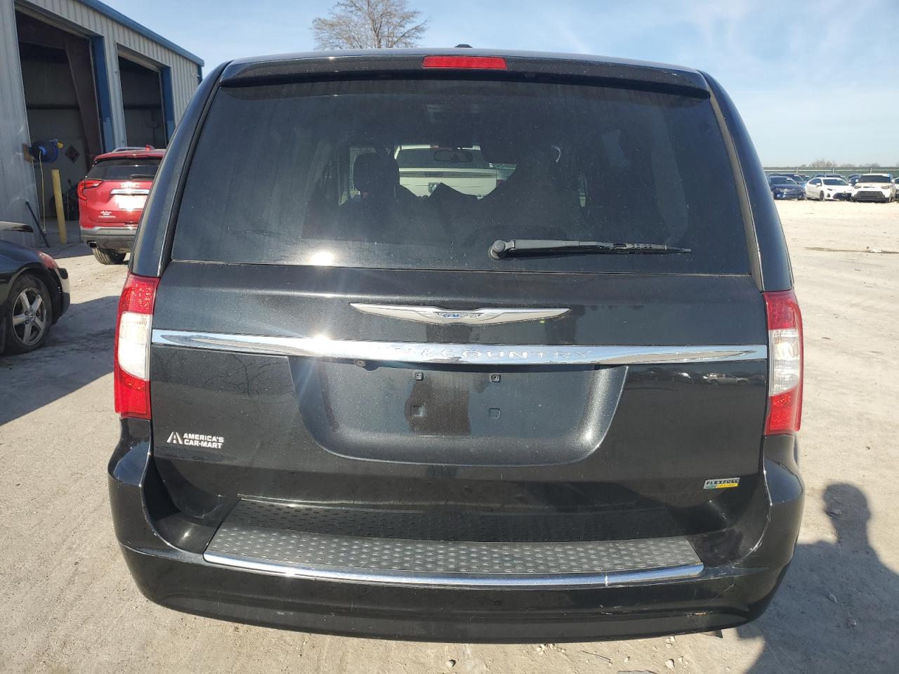 2016 Chrysler Town & Country Touring VIN: 2C4RC1BG9GR296246 Lot: 82043024