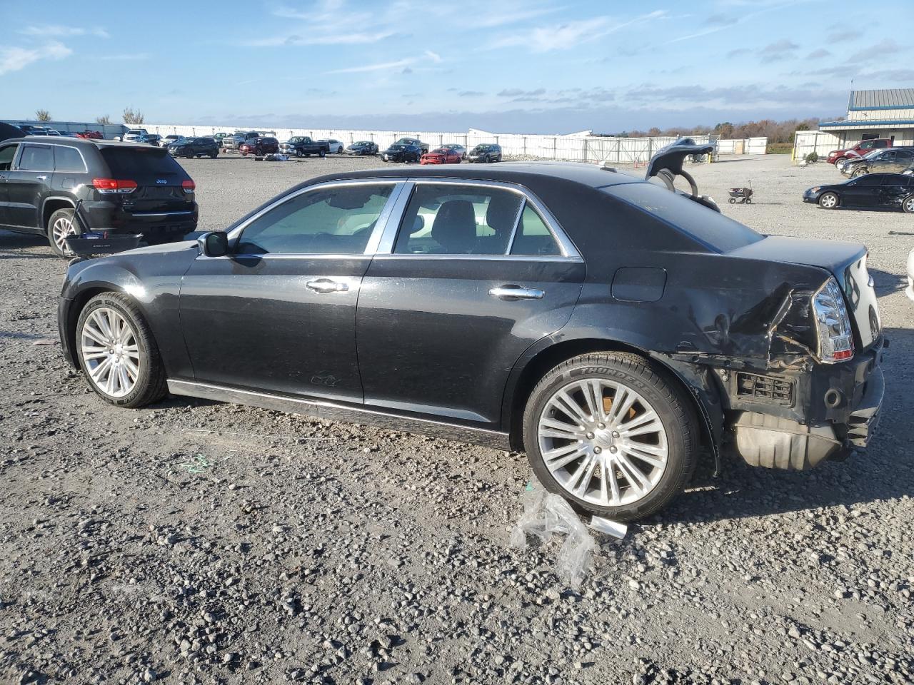2011 Chrysler 300 - Image 2