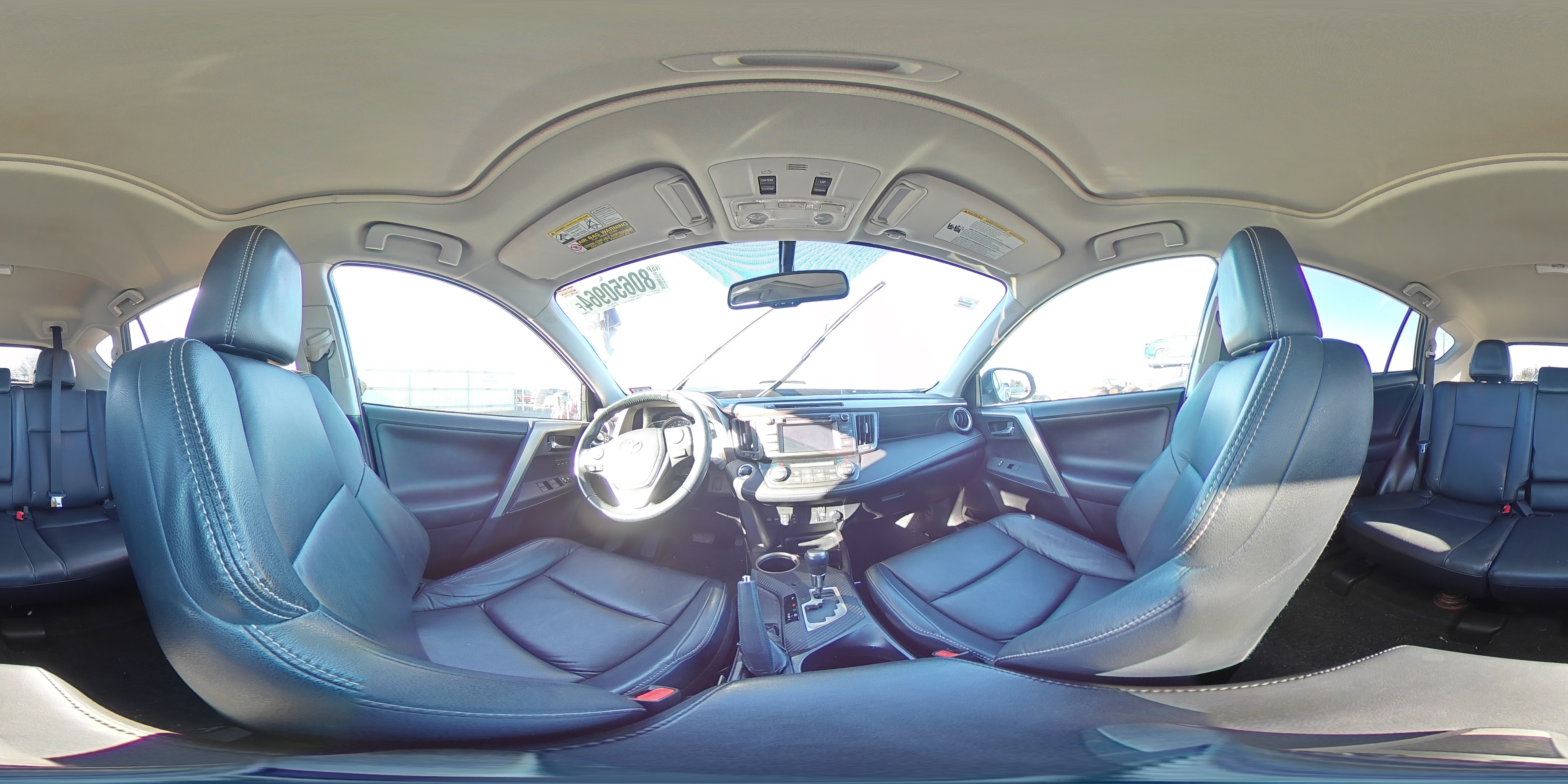 2015 Toyota RAV 4 - Image 14