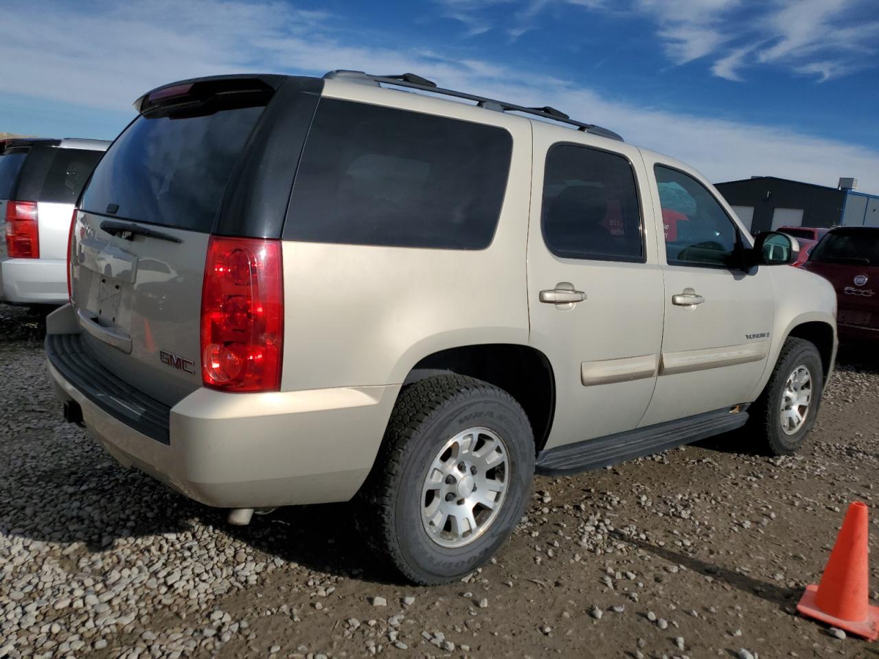 2007 GMC Yukon - Image 3