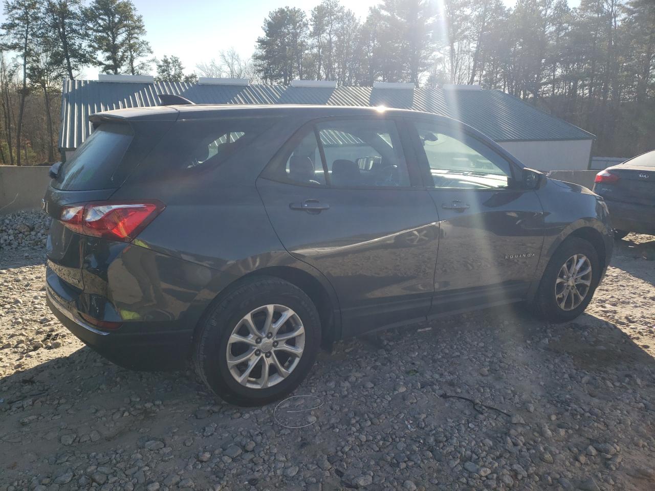2018 Chevrolet Equinox - Image 3