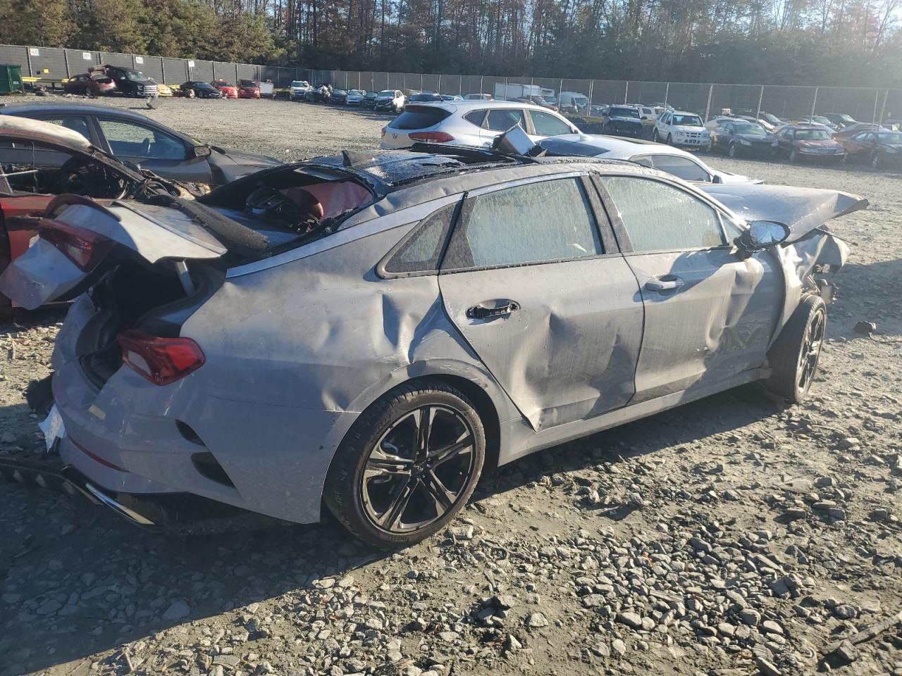 2024 Kia K5 - Image 3