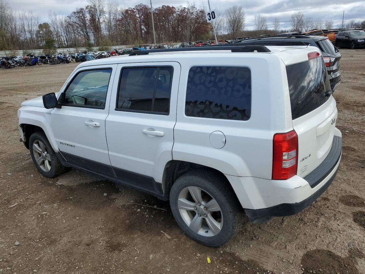 VIN 1C4NJRFB2FD280313 2015 JEEP PATRIOT no.2