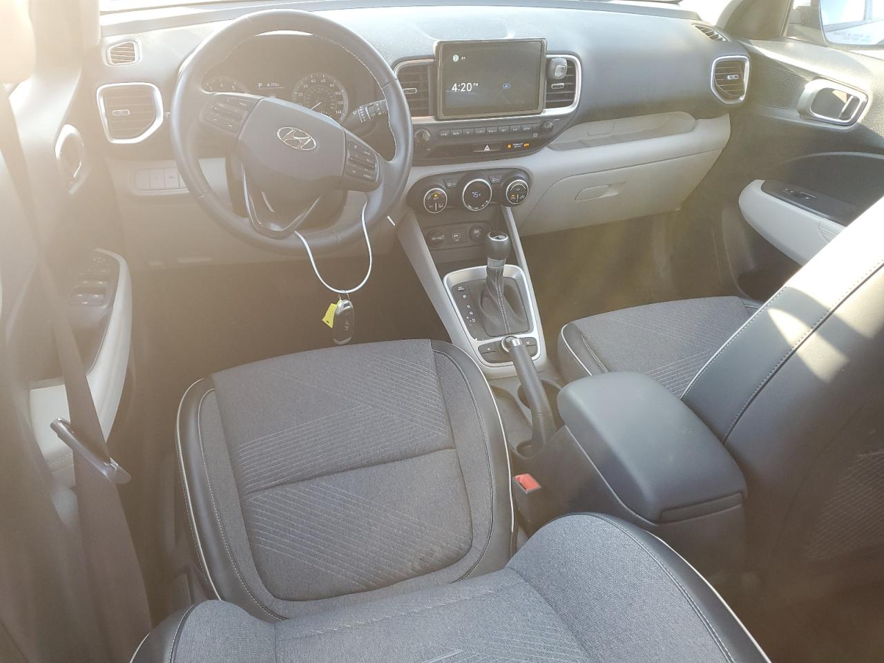 2021 Hyundai Venue - Image 8