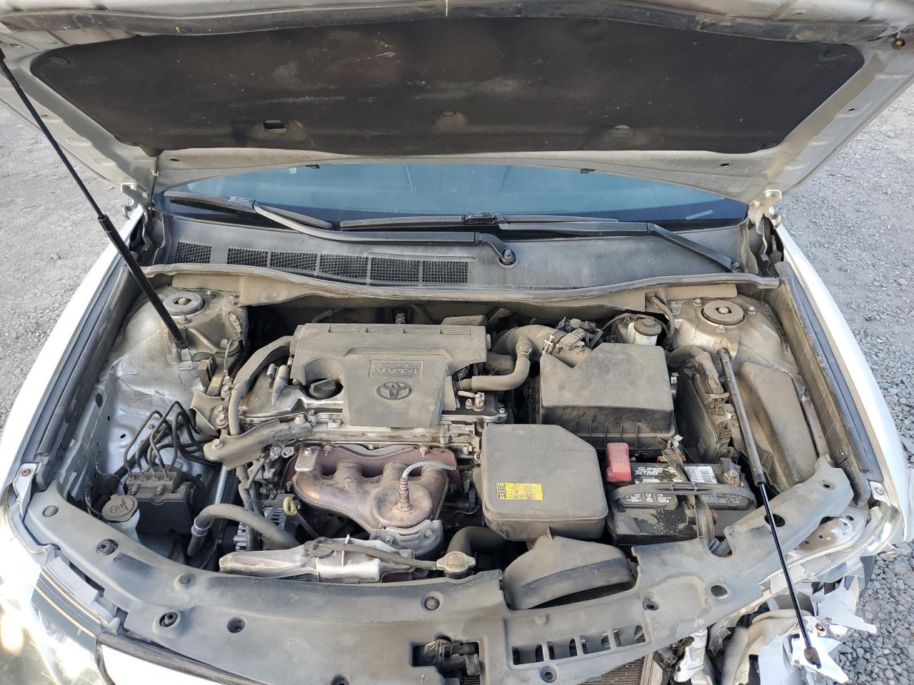 2012 Toyota Camry - Image 11