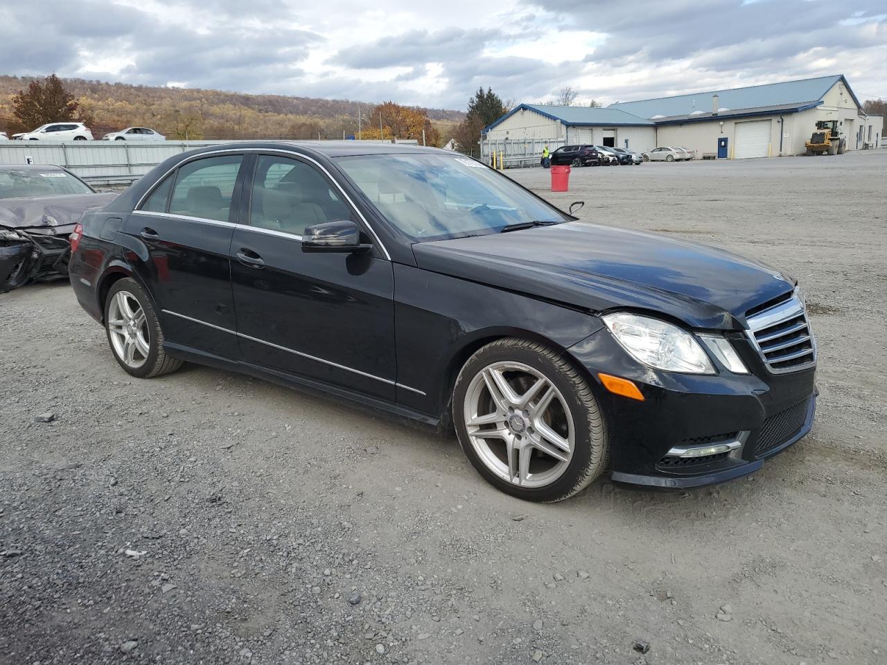 VIN WDDHF8JB3DA707387 2013 MERCEDES-BENZ E-CLASS no.4