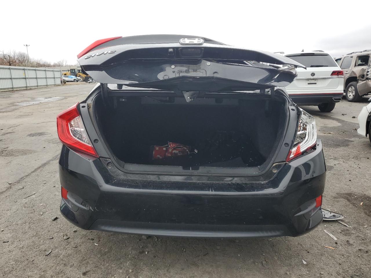 2016 Honda Civic - Image 6