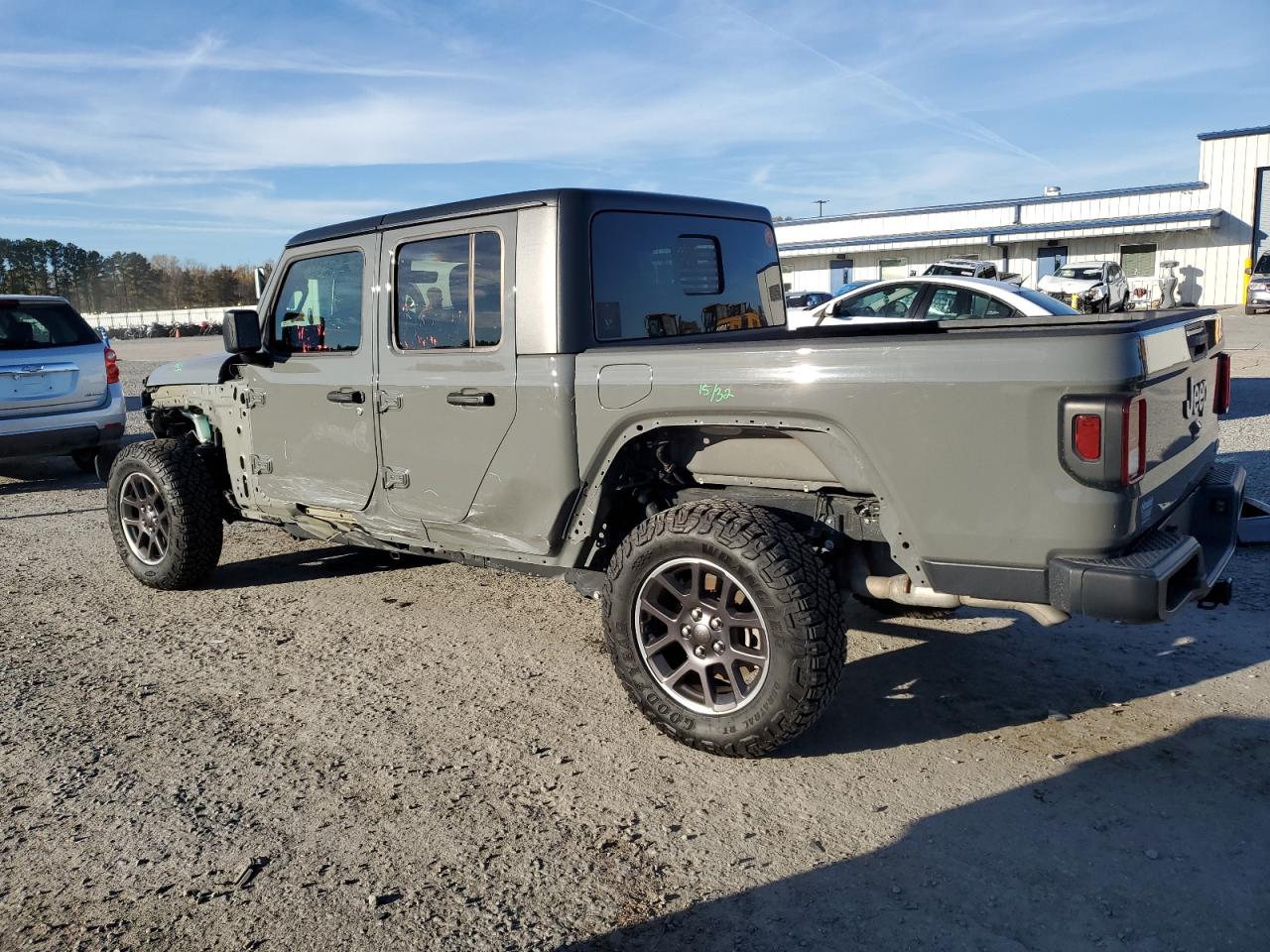 1C6HJTFG9NL180159 2022 JEEP GLADIATOR - Image 2