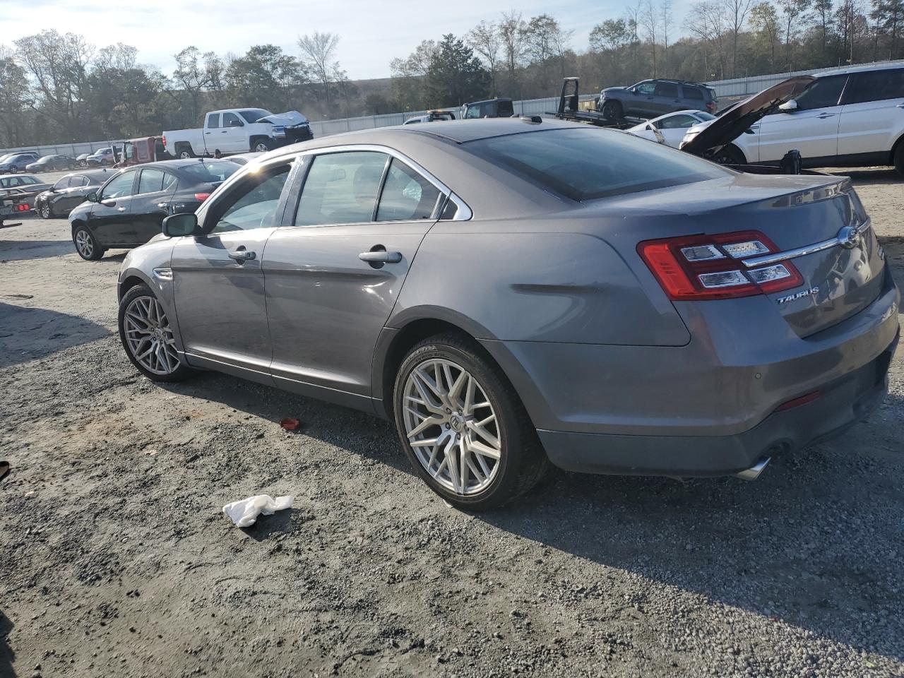 VIN 1FAHP2F84DG179816 2013 FORD TAURUS no.2