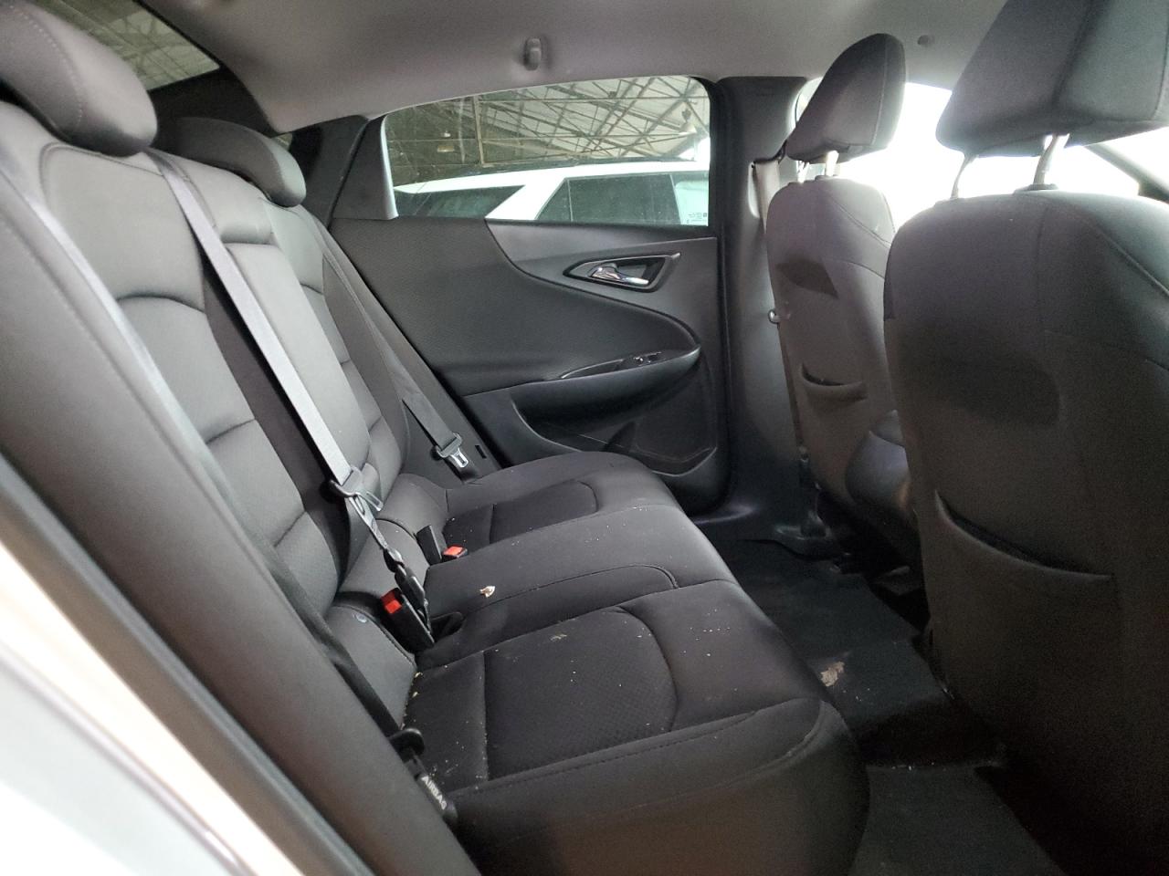 2018 Chevrolet Malibu - Image 10