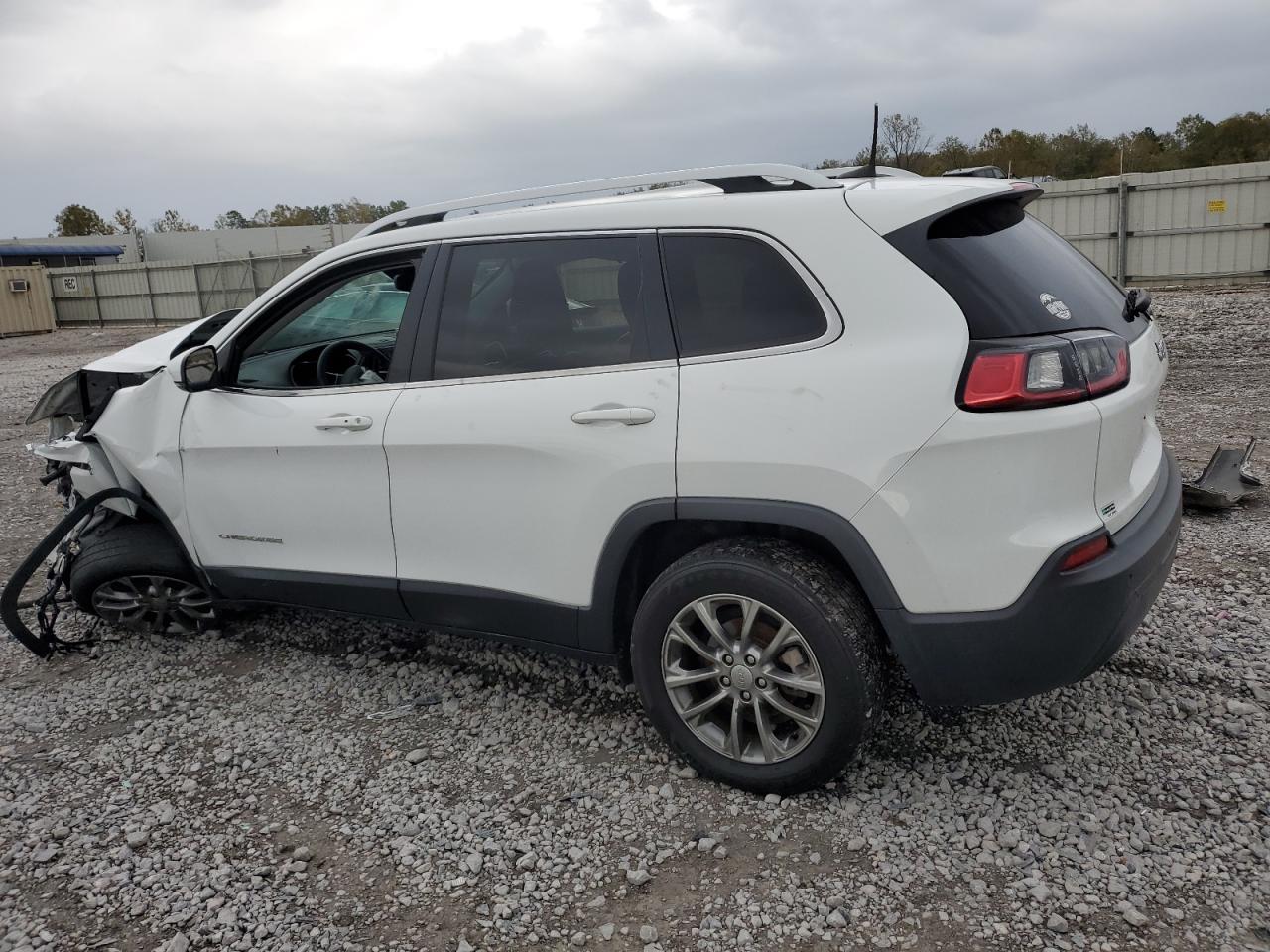2020 Jeep Grand Cherokee - Image 2