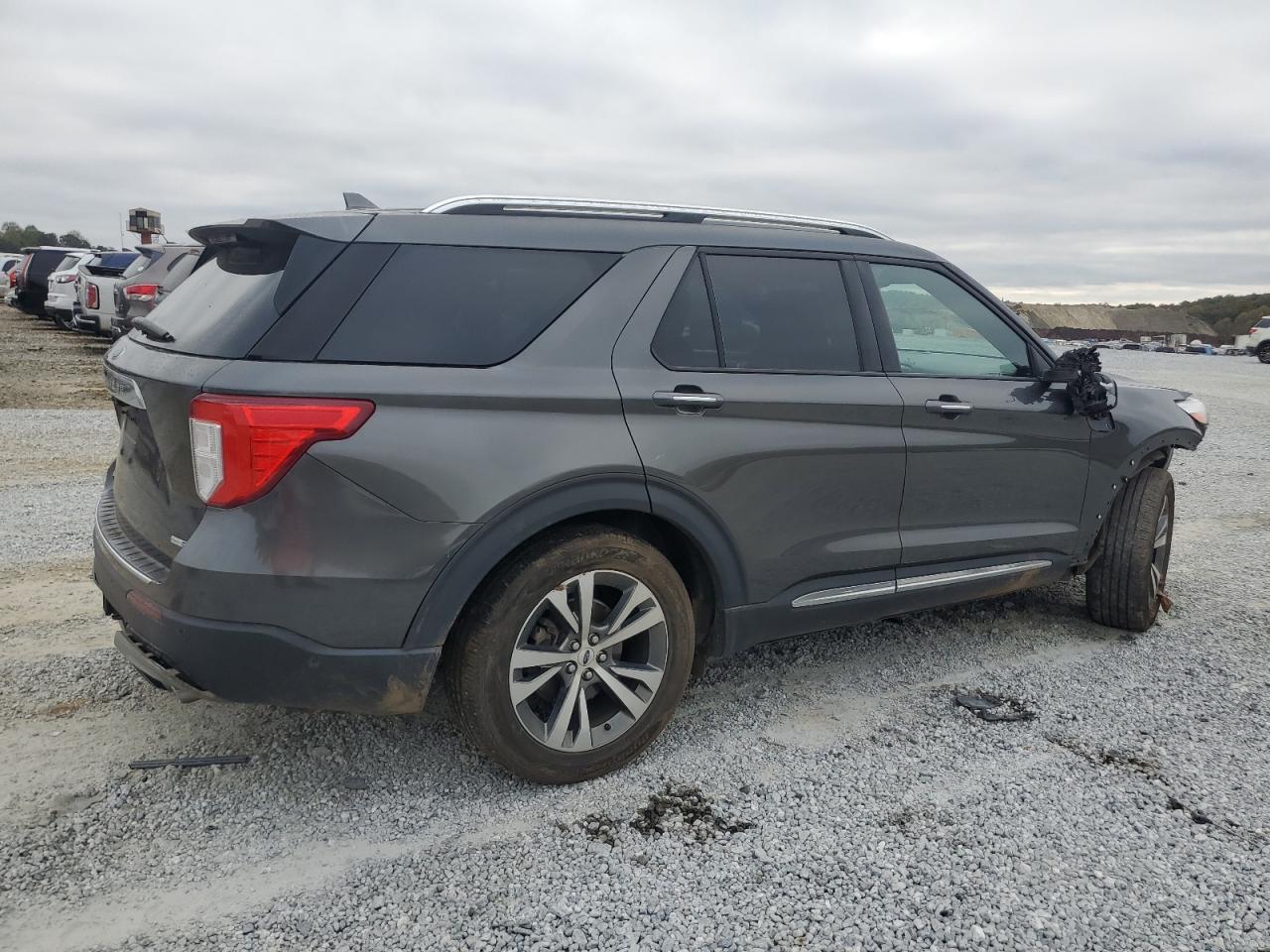 2020 Ford Explorer - Image 3
