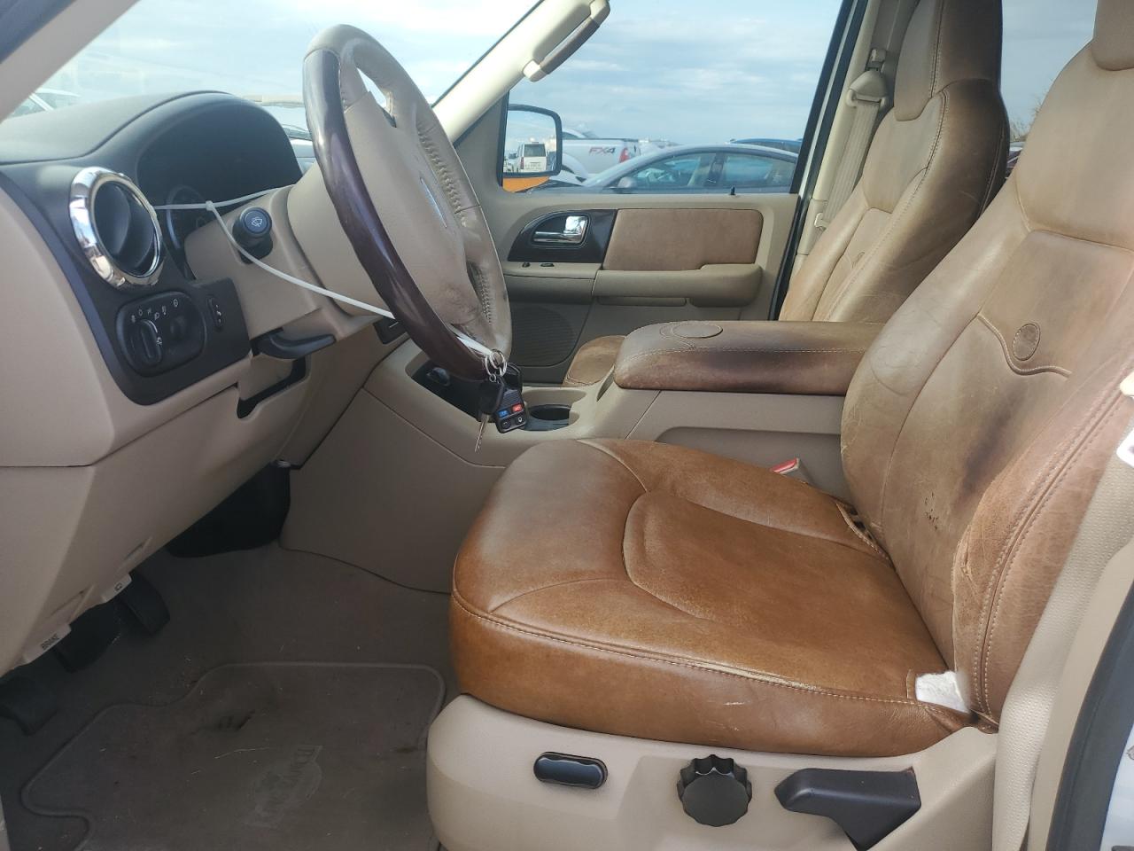 2006 Ford Expedition - Image 7