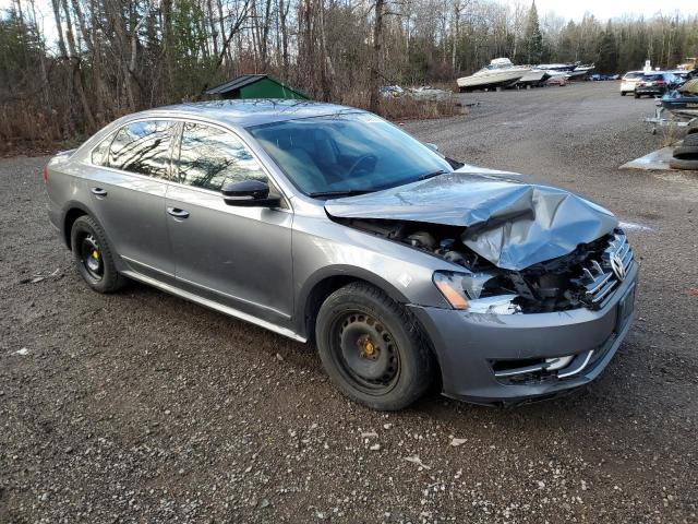 2015 VOLKSWAGEN PASSAT SE
