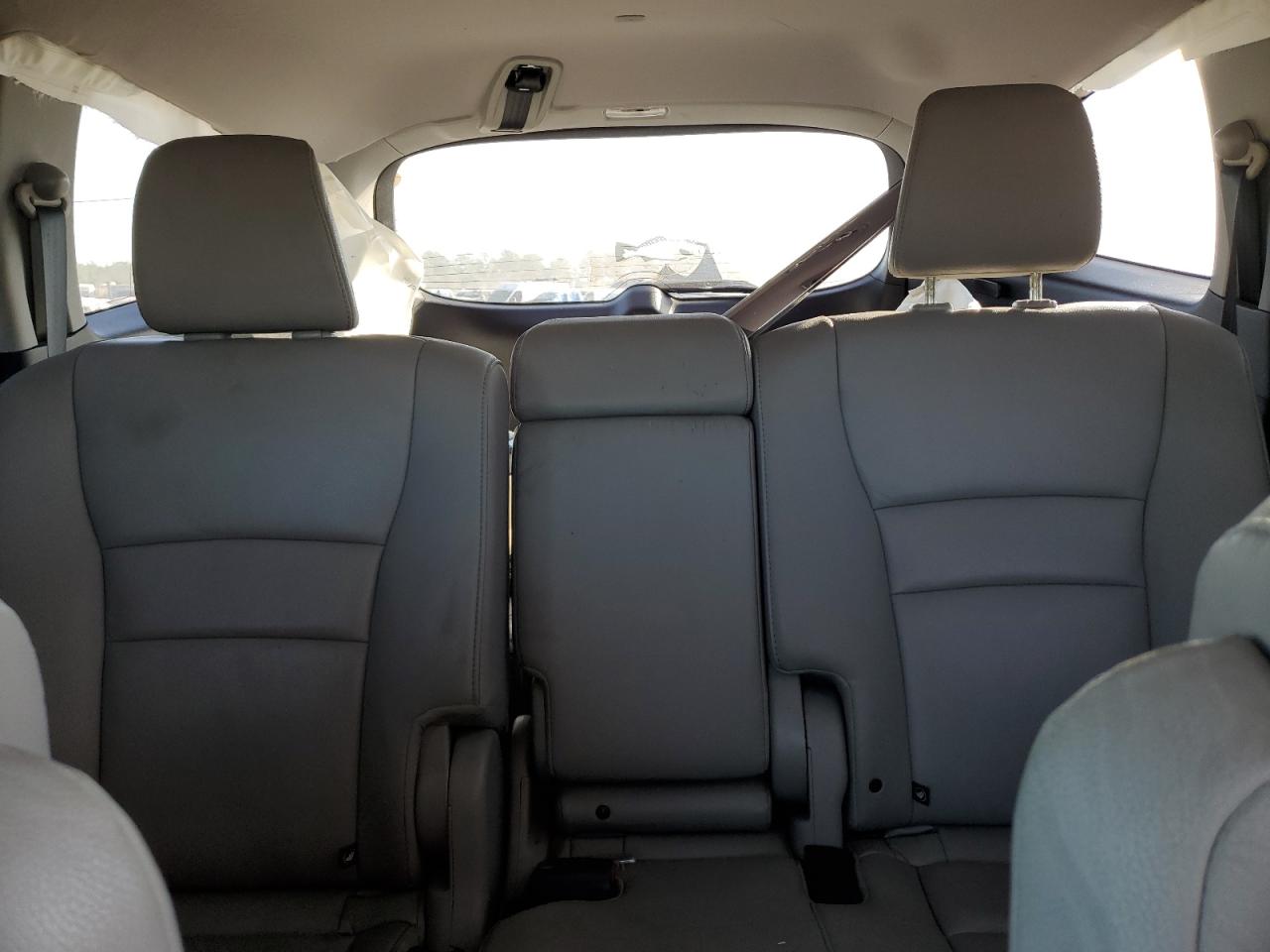 2017 Honda Pilot - Image 10