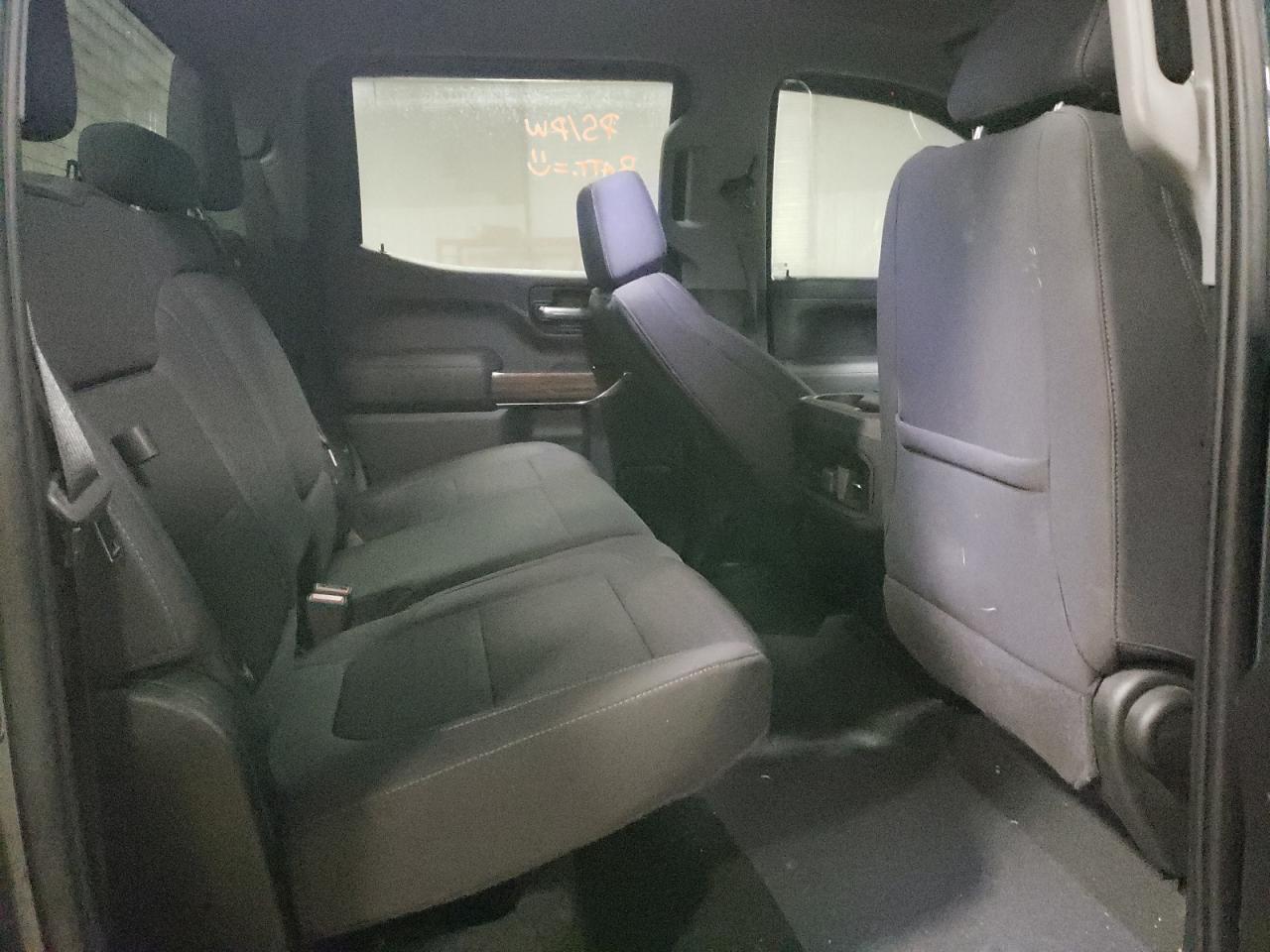 2021 Chevrolet Silverado - Image 10
