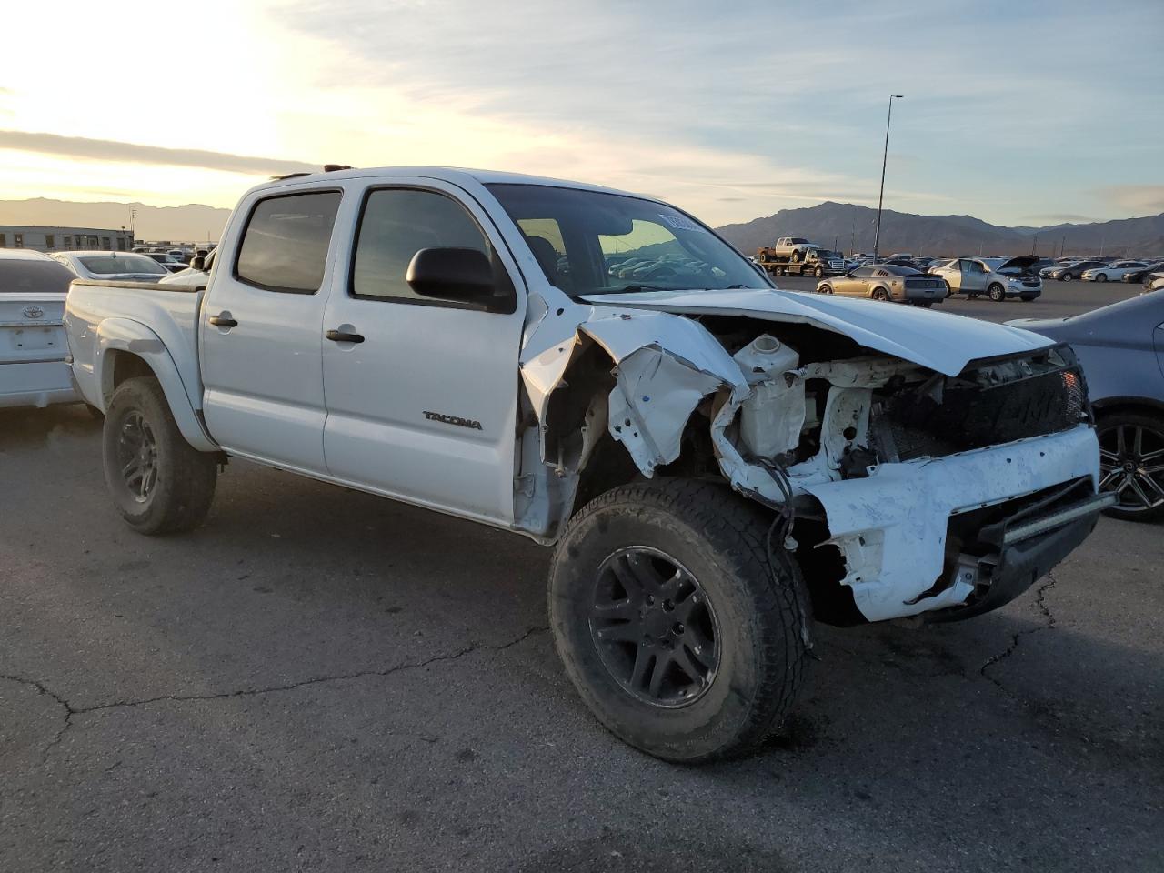 2012 Toyota Tacoma - Image 4