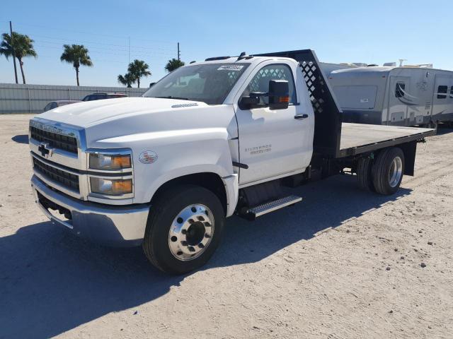 2022 Chevrolet Silverado Medium Duty 