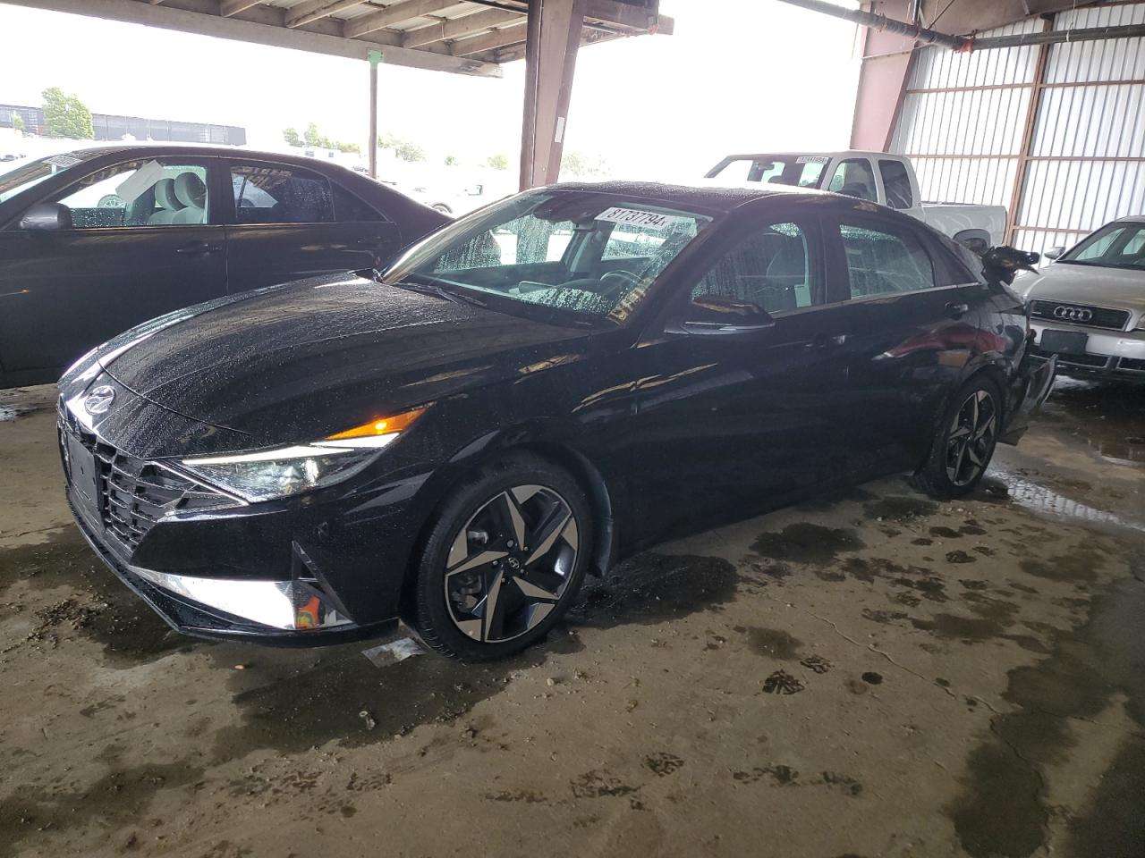 2023 Hyundai Elantra - Image 1