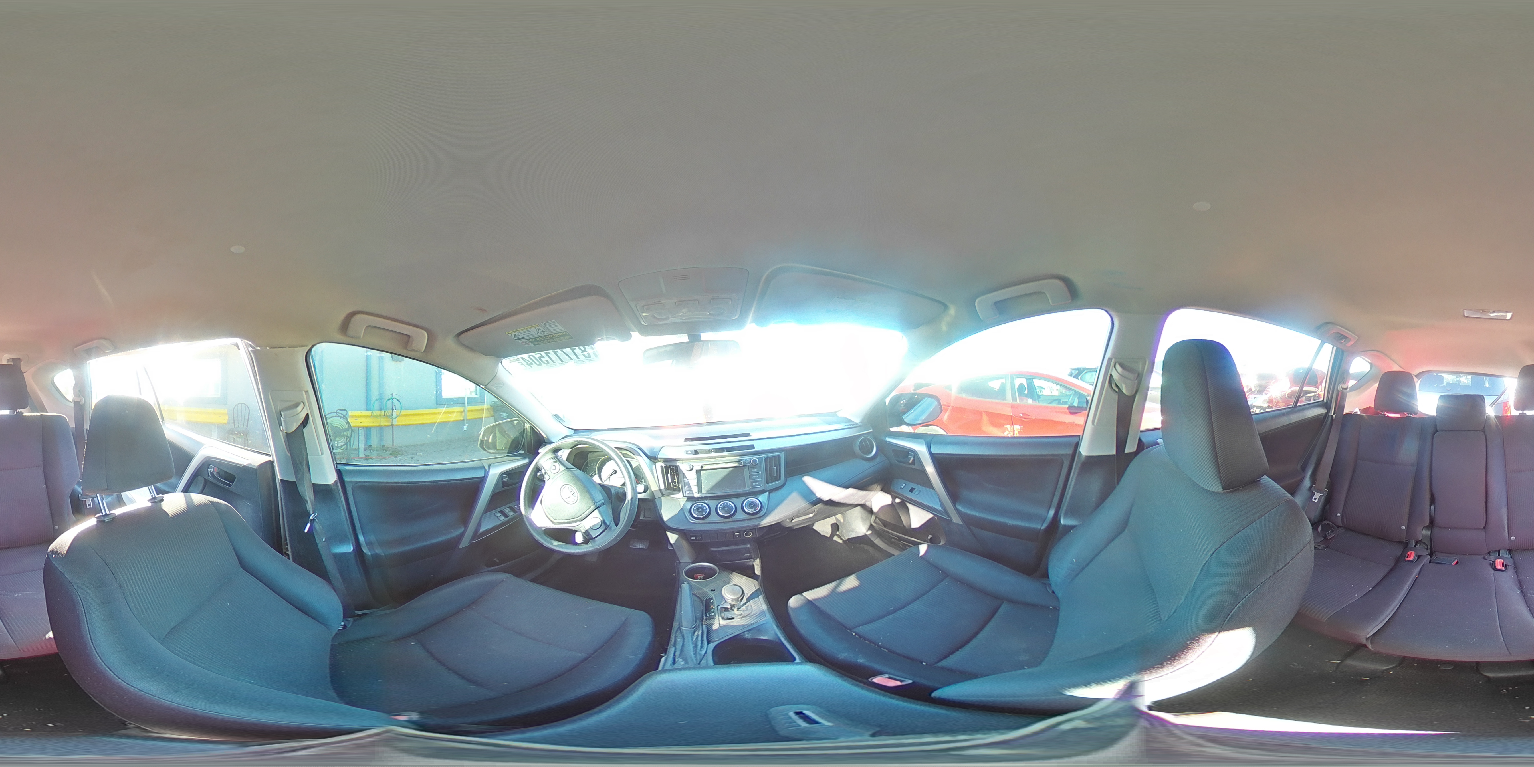 2015 Toyota RAV 4 - Image 13