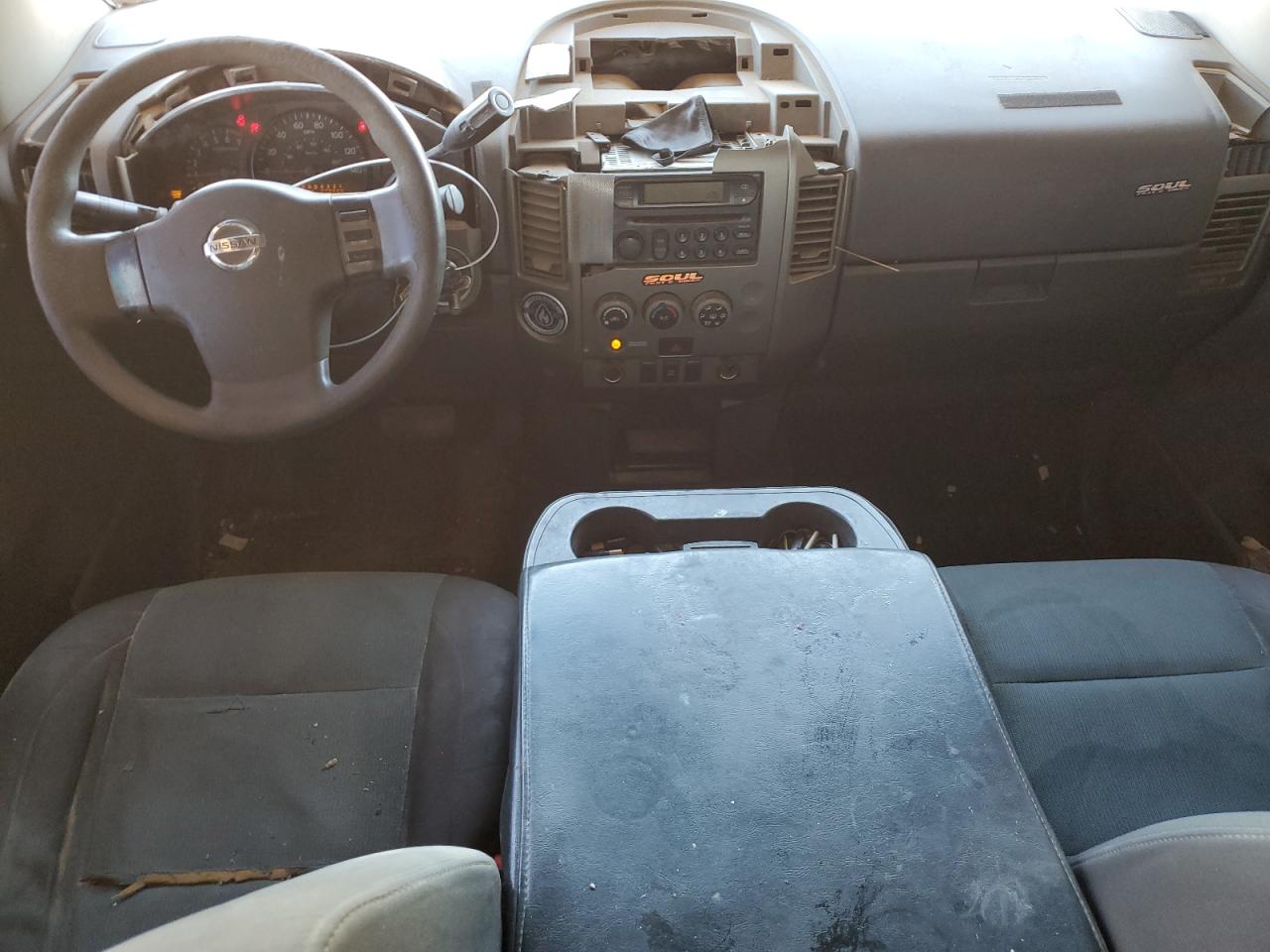 2005 Nissan Titan - Image 8