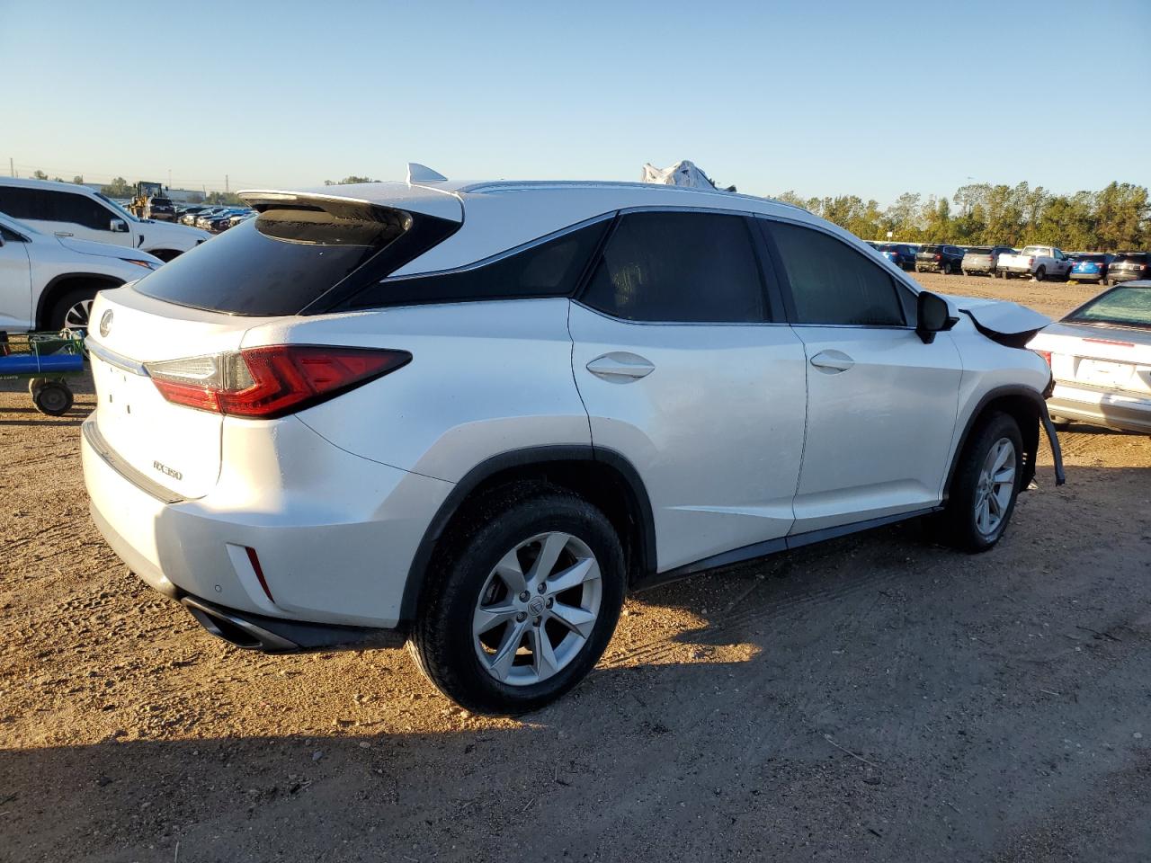 2016 Lexus RX - Image 3