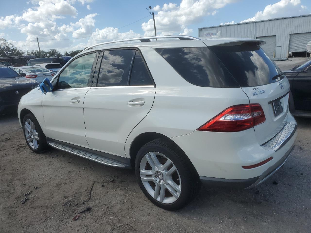 VIN 4JGDA5HB2EA335517 2014 MERCEDES-BENZ M-CLASS no.2