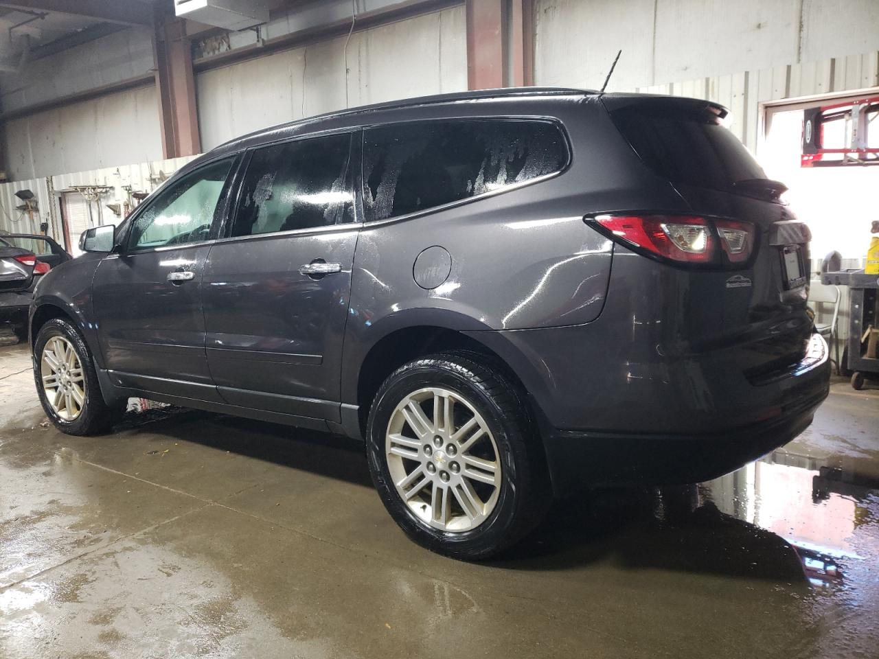 2015 Chevrolet Traverse - Image 2