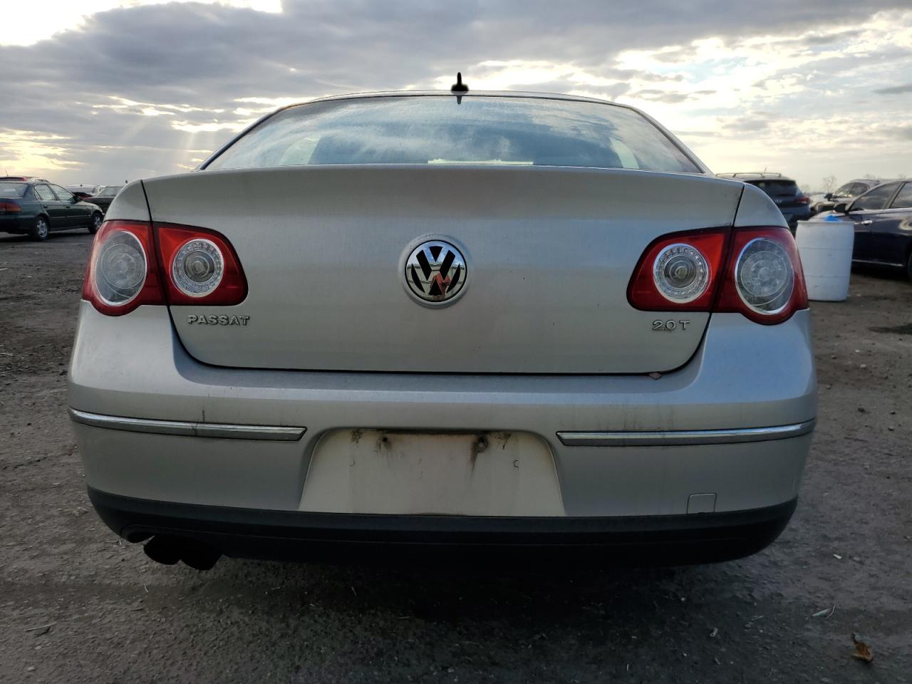 2010 Volkswagen Passat Komfort VIN: WVWJM7AN2AE138171 Lot: 77907694