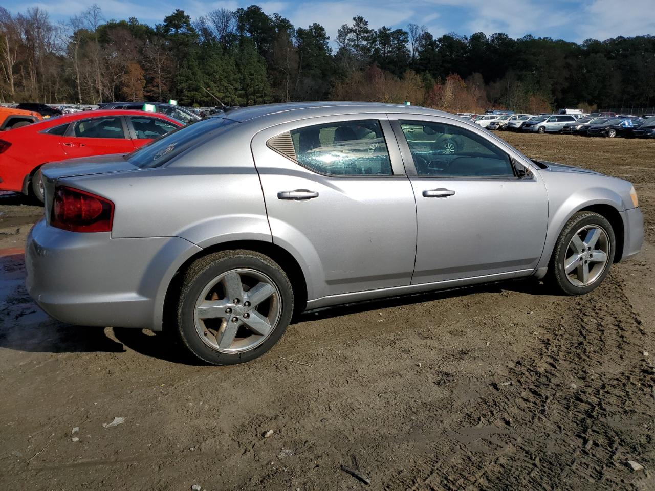2013 Dodge Avenger - Image 3