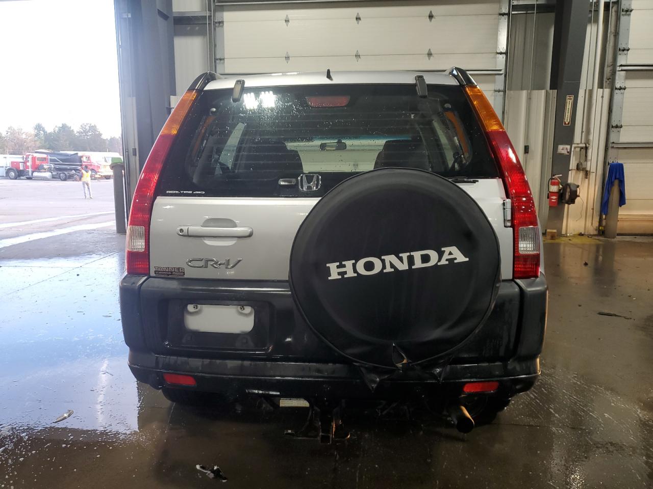 2002 Honda Cr-V Lx VIN: JHLRD78582C081323 Lot: 80998814