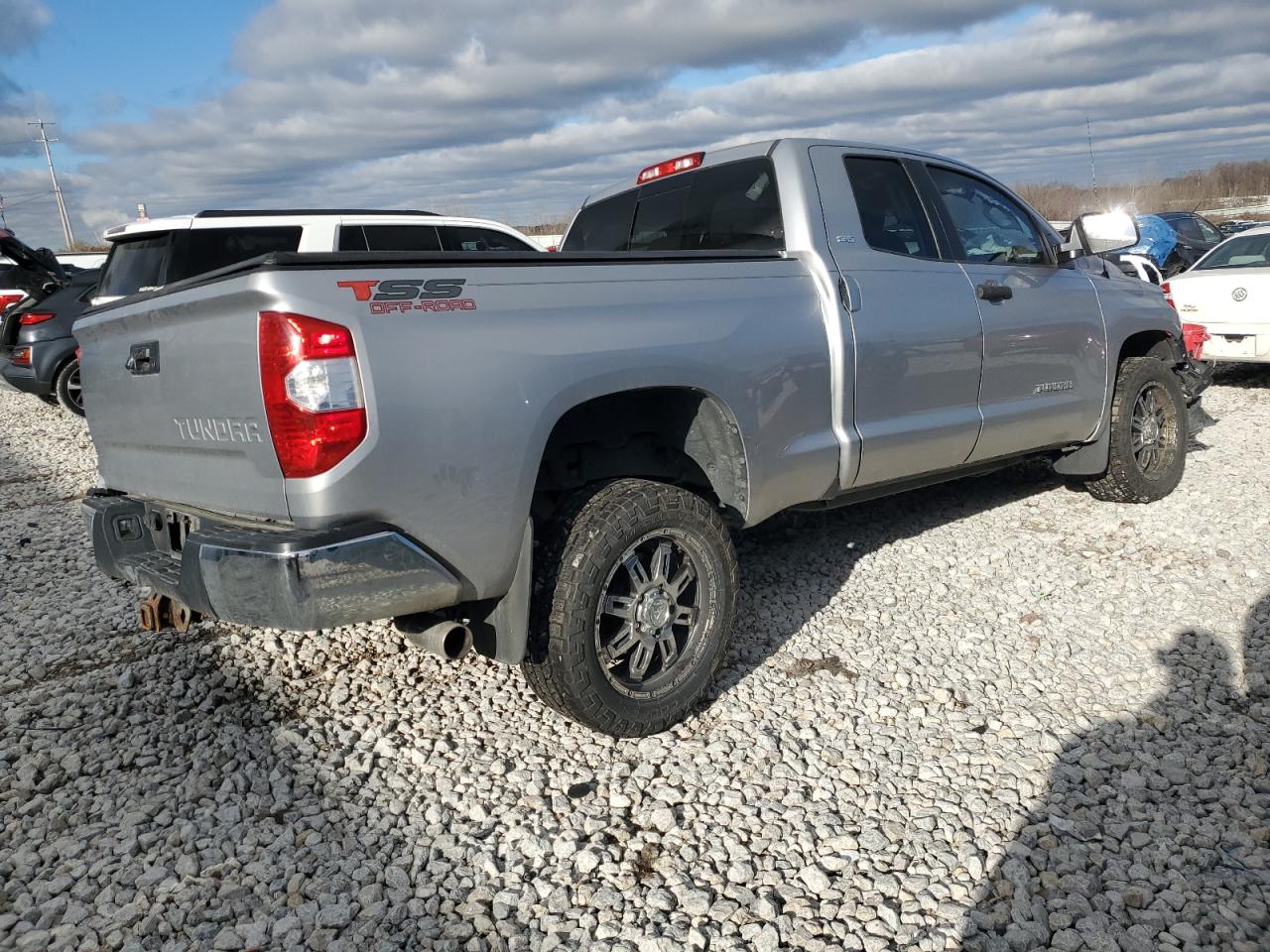 VIN 5TFRM5F16FX085869 2015 TOYOTA TUNDRA no.3